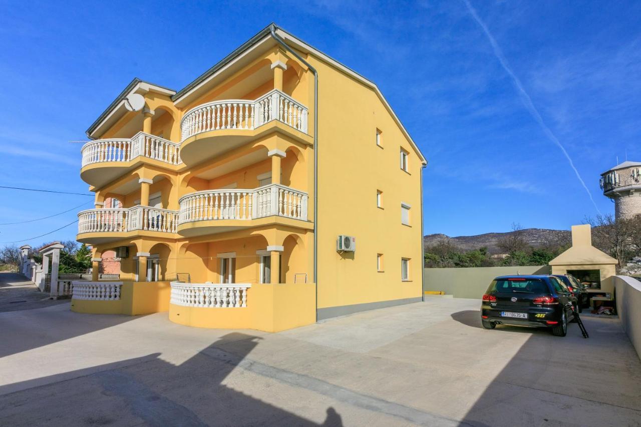 Apartmani Kulas Novi Vinodolski Bagian luar foto