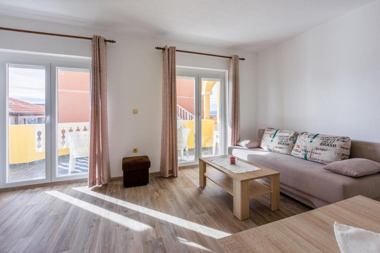 Apartmani Kulas Novi Vinodolski Bagian luar foto
