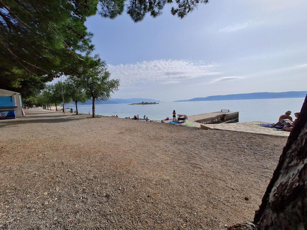 Apartmani Kulas Novi Vinodolski Bagian luar foto