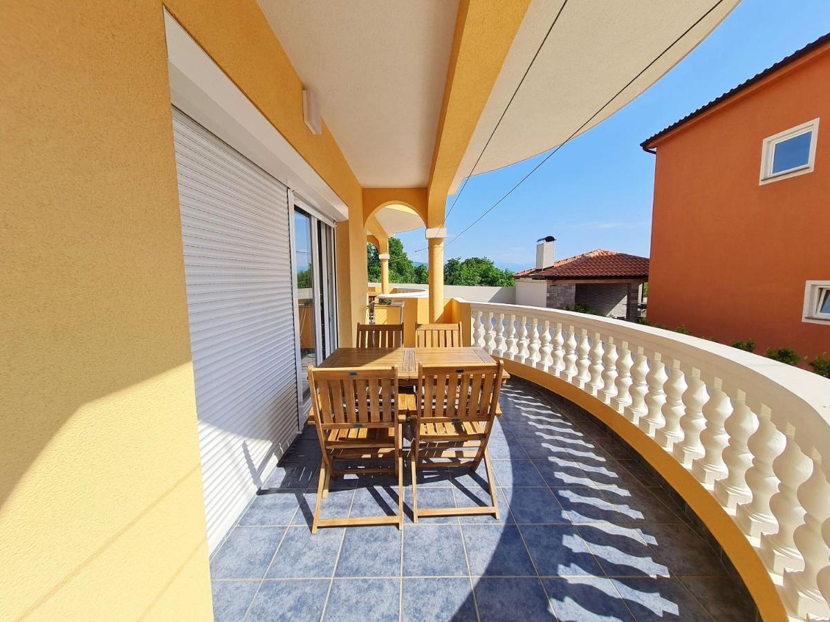 Apartmani Kulas Novi Vinodolski Bagian luar foto